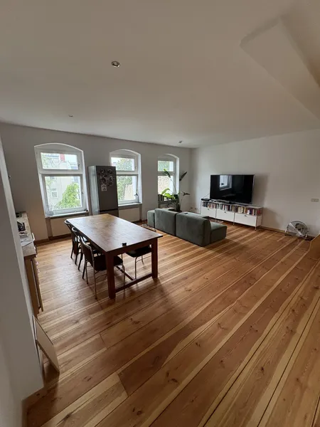 Charmante Maisonette-Wohnung auf der Roten Insel – zunächst befristete Vermietung mind. 1 Jahr mögli — photo 1